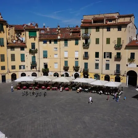 Lägenhet Il Chiassetto Cozy In Center Town Lucca